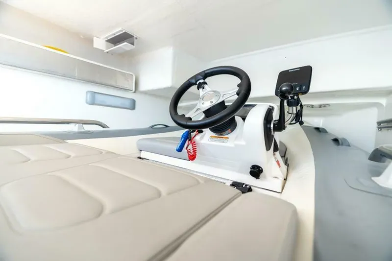 C2 Yacht Photos Pics 2020 Princess V65 - C2