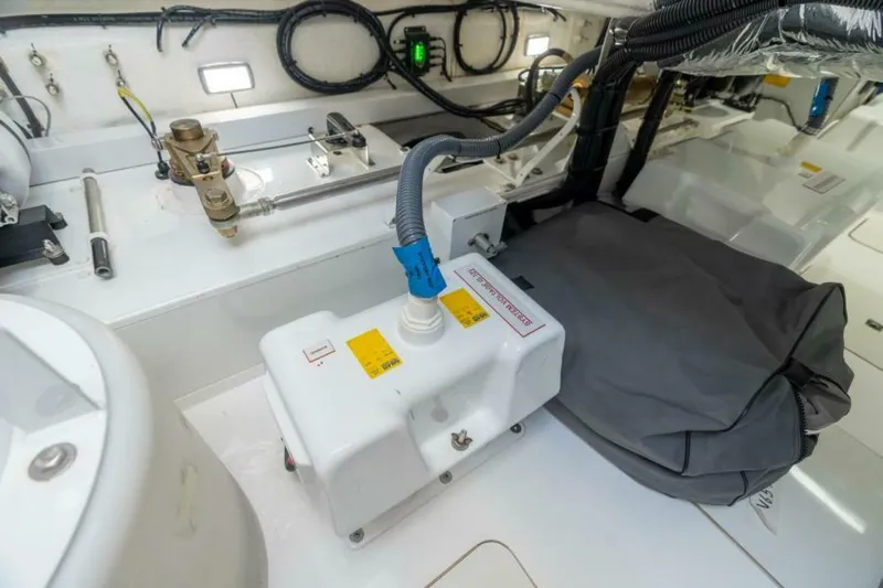 C2 Yacht Photos Pics 2020 Princess V65 - C2