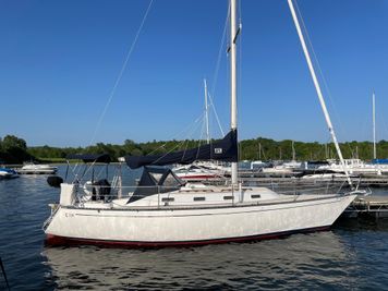 1982 Tartan 33R