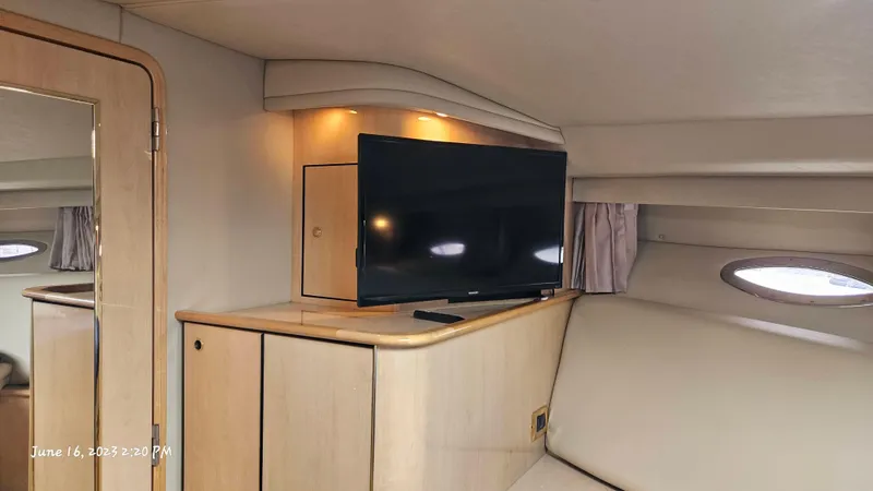 Dolce Vita Yacht Photos Pics 