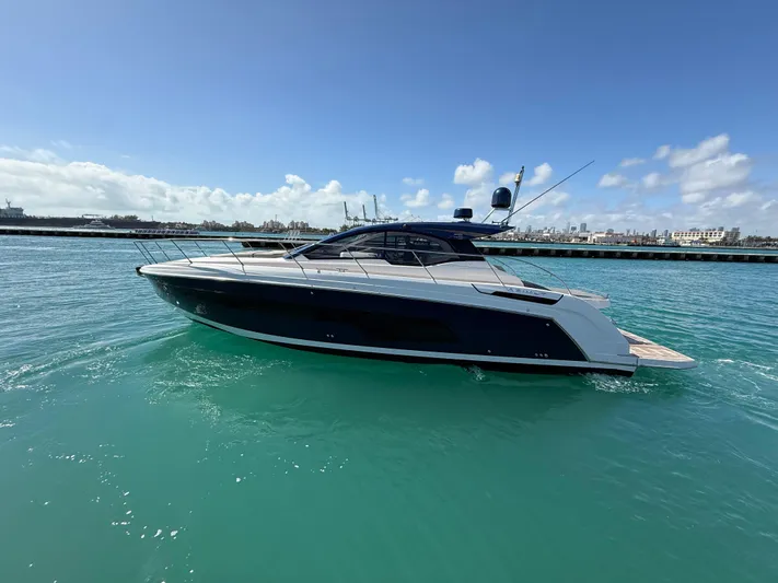 Relax Josephine Yacht Photos Pics 