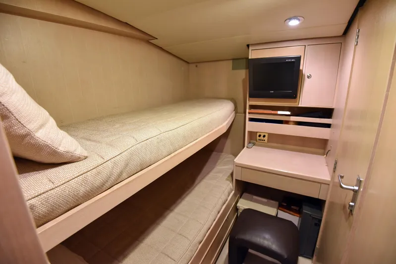 Talisman Yacht Photos Pics Interior of 1989 Striker 62 Convertible yacht cabin.