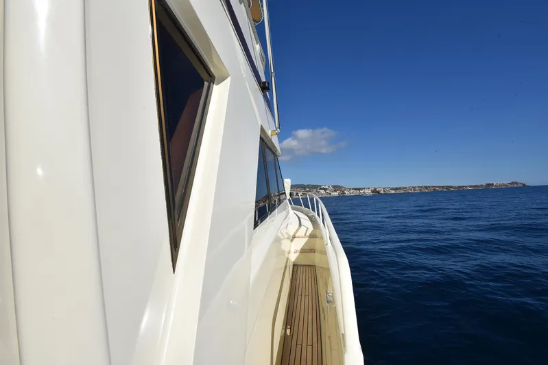 Talisman Yacht Photos Pics 