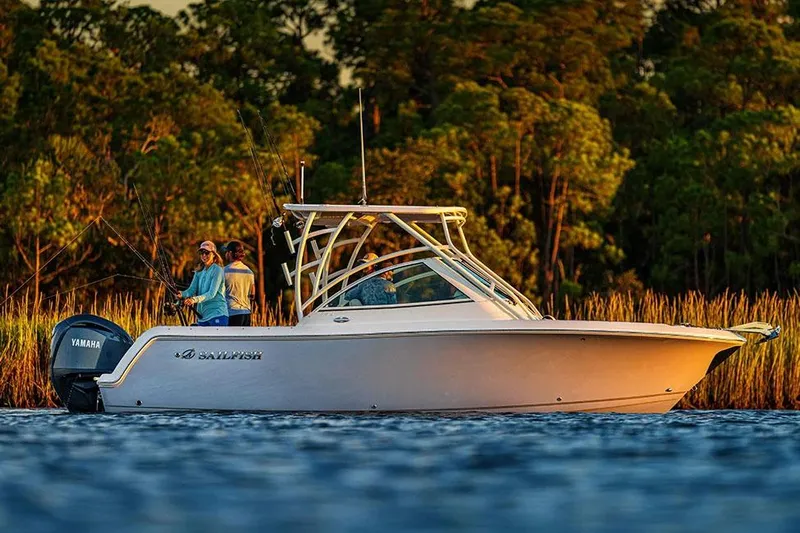  Yacht Photos Pics Manufacturer Provided Image