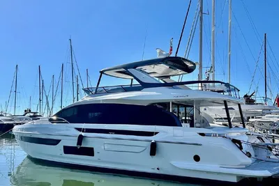 Azimut Fly 72