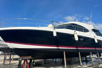 2008 Riviera 4700 Sport Yacht