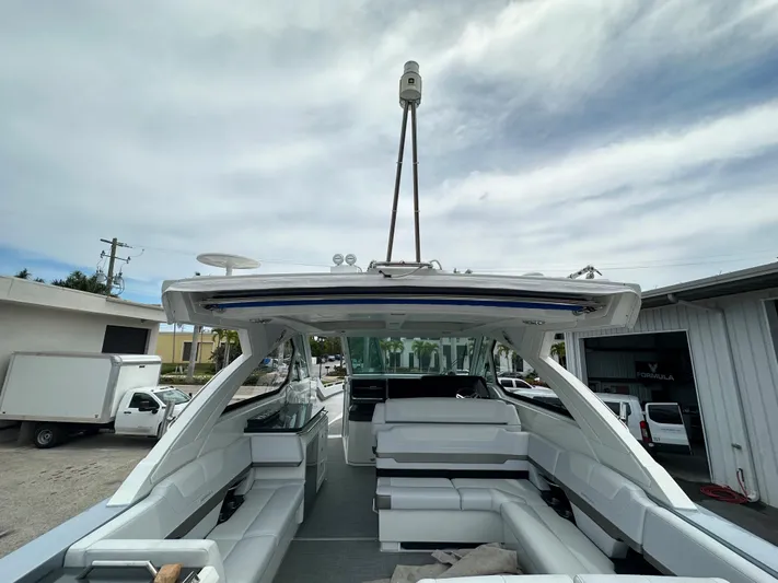  Yacht Photos Pics 2021 Formula 380 SSC luxury boat with spacious seating and modern design.