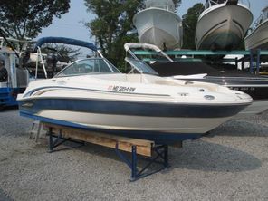 2002 Sea Ray 190 Sundeck