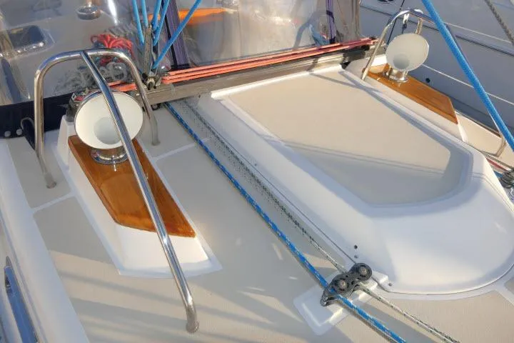 C Otter Yacht Photos Pics Deck of 2002 Tartan 3700 sailboat with ropes and metal fittings.