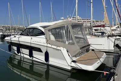 2017 Jeanneau Leader 36