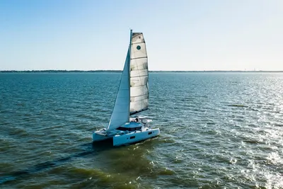 Lagoon 42
