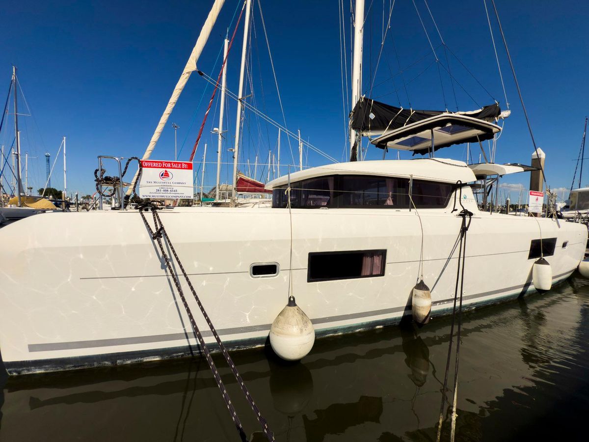 2017 Lagoon 42 