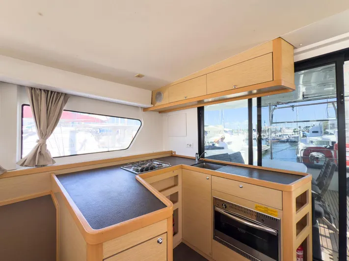 Blue Pearl Too Yacht Photos Pics 