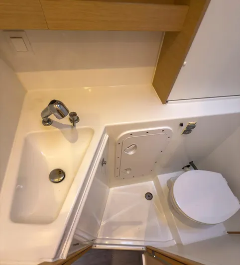 Blue Pearl Too Yacht Photos Pics 