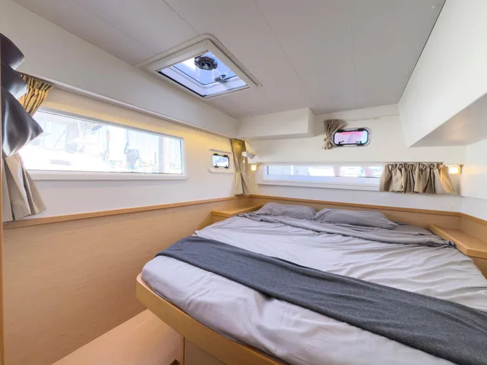 Blue Pearl Too Yacht Photos Pics 