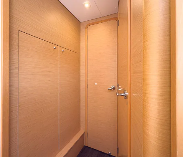 Blue Pearl Too Yacht Photos Pics 