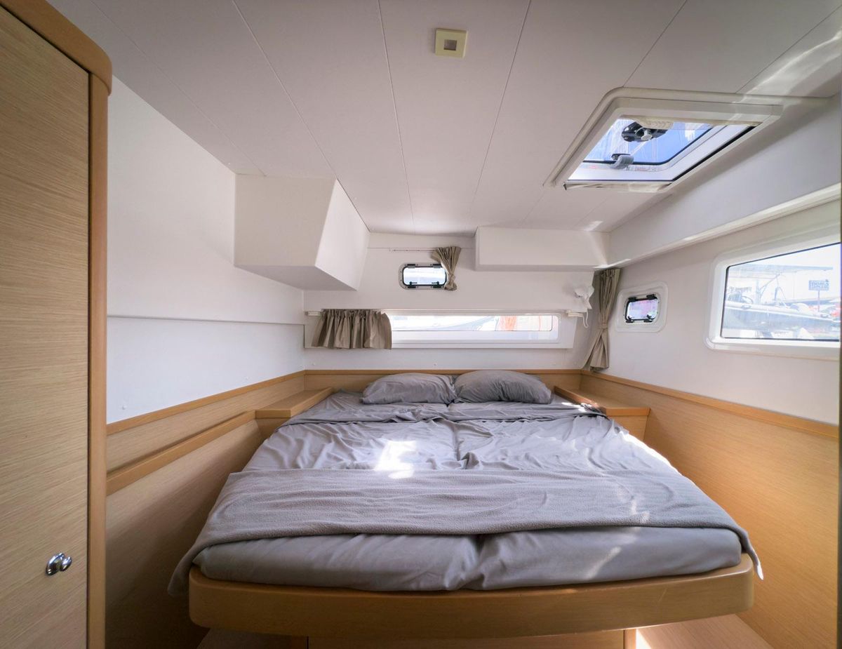 2017 Lagoon 42 