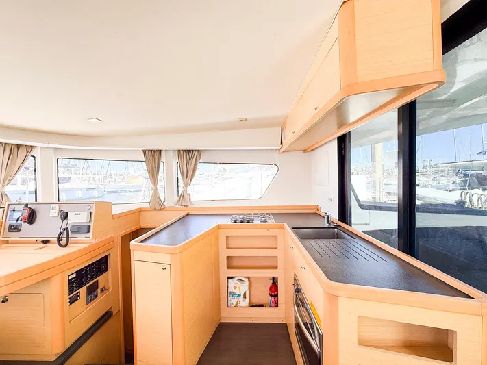 Blue Pearl Too Yacht Photos Pics 