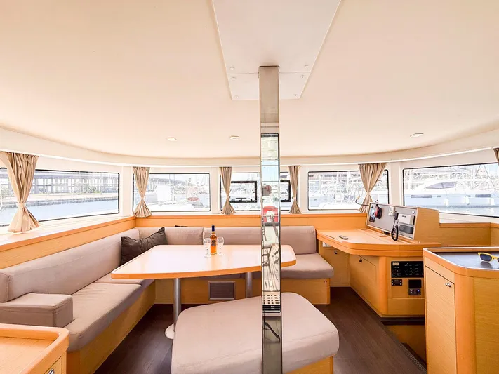 Blue Pearl Too Yacht Photos Pics 