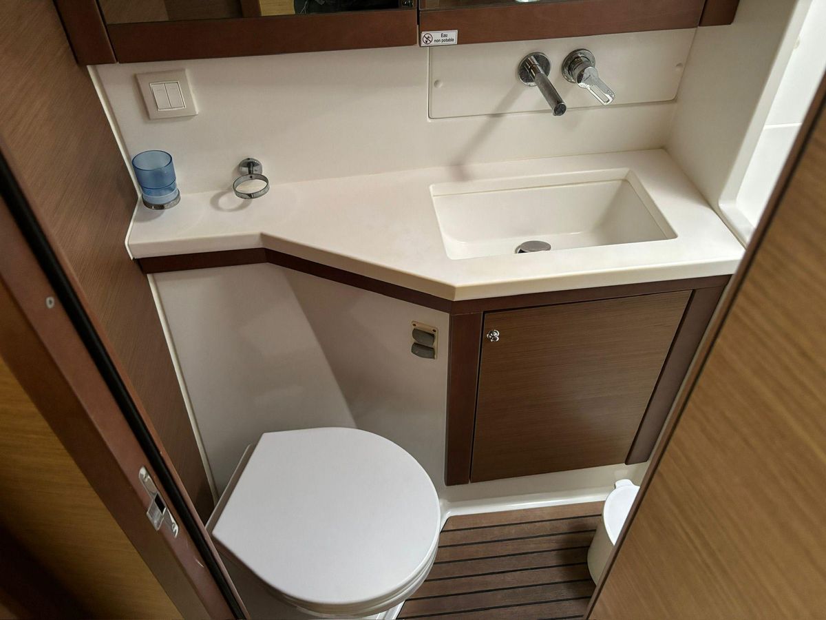 2019 Lagoon 45 
