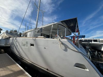 Yacht
