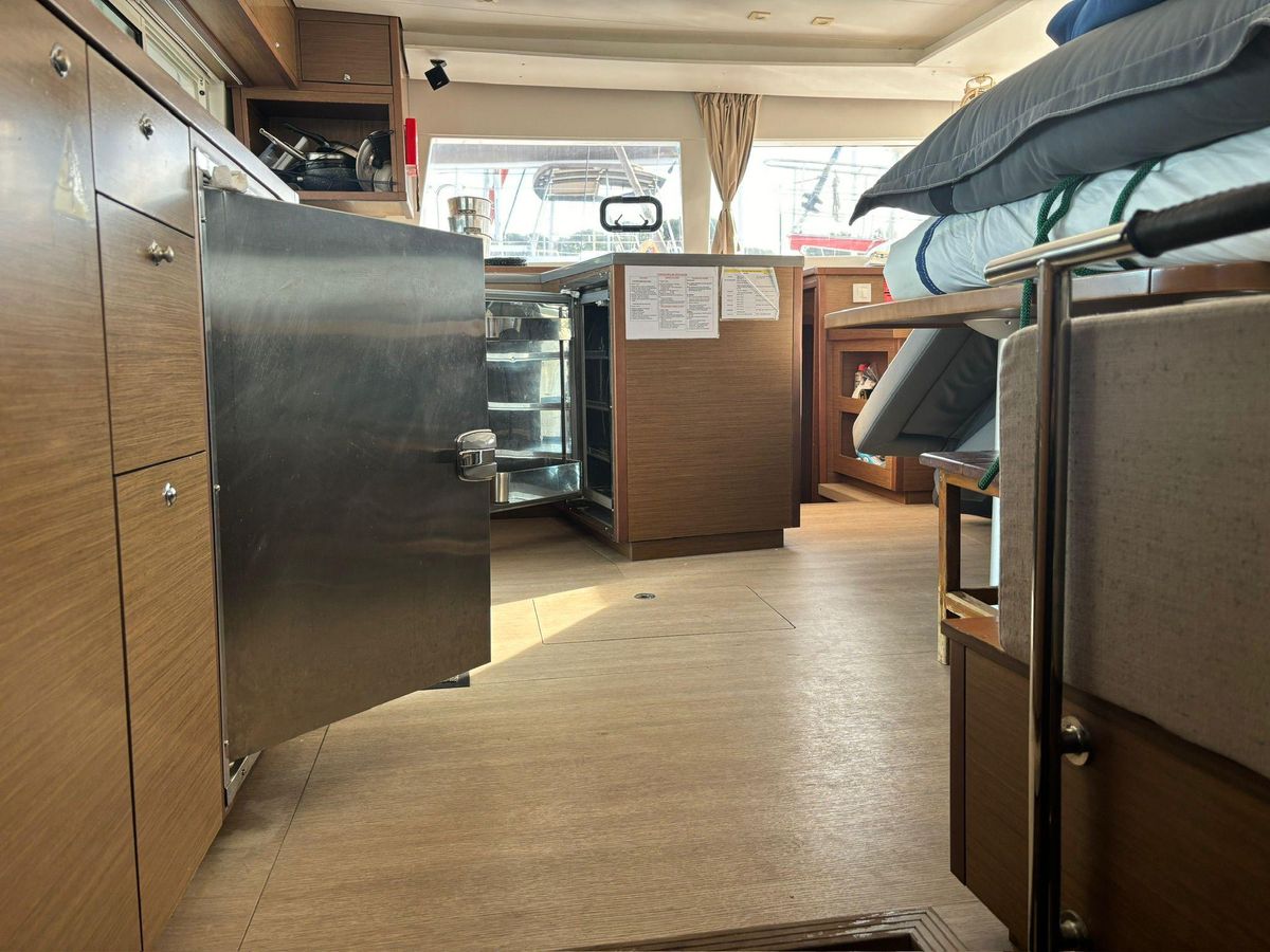 2019 Lagoon 45 