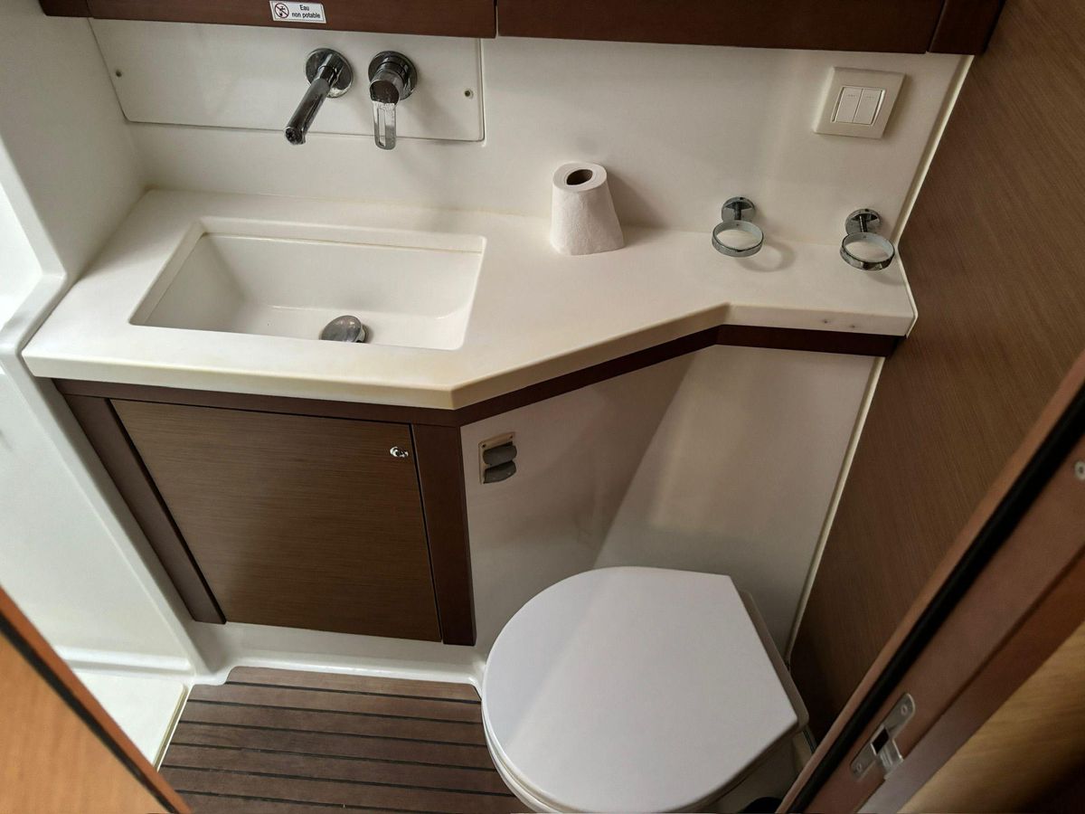 2019 Lagoon 45 