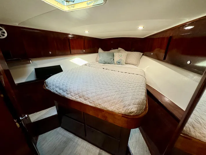 Andiamo Yacht Photos Pics 