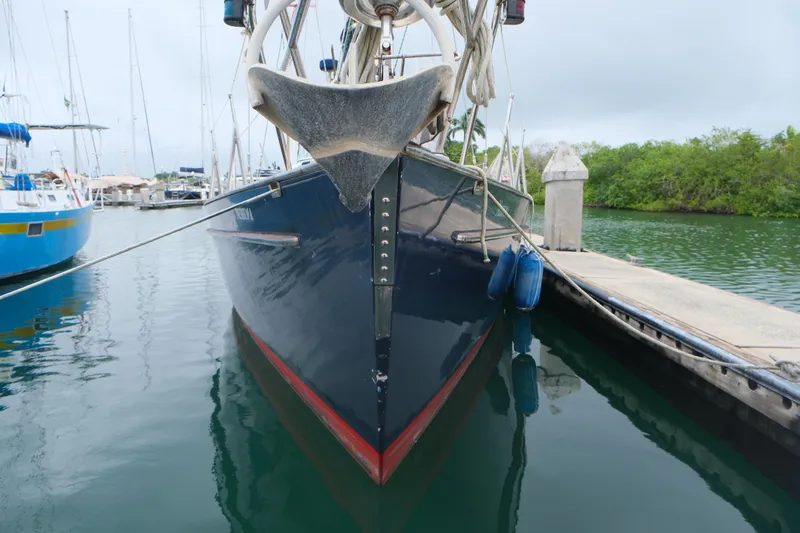 Sv Neshuma Yacht Photos Pics 