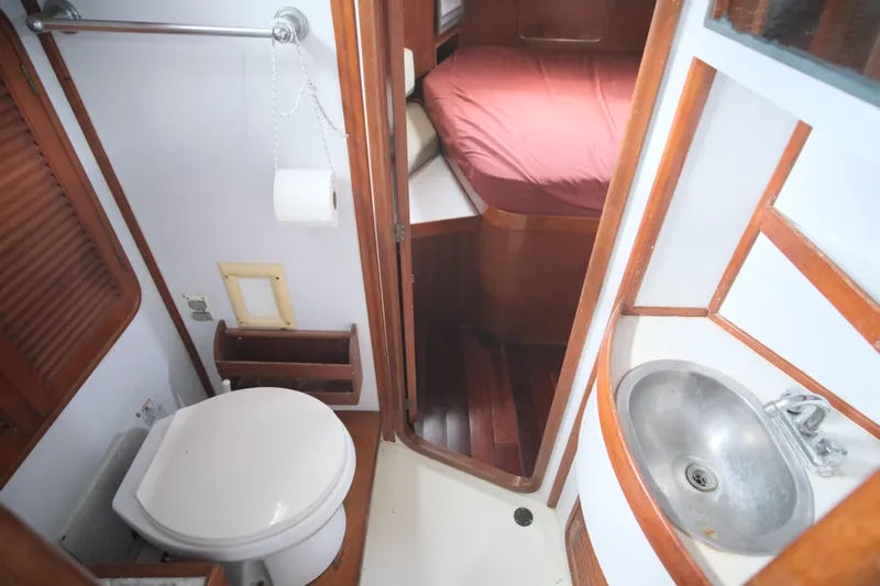 Sv Neshuma Yacht Photos Pics 