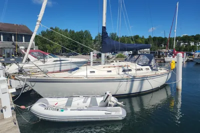 Pearson 33