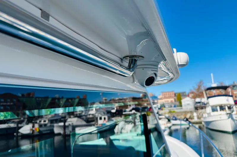 Jomo Yacht Photos Pics 