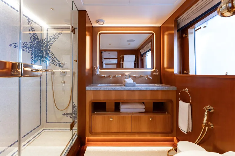 Synthesis 66 Yacht Photos Pics 