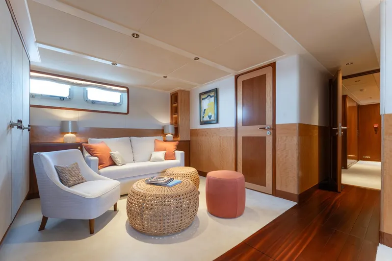 Synthesis 66 Yacht Photos Pics 