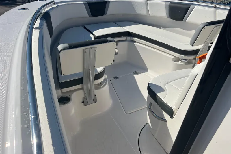  Yacht Photos Pics 2025 Robalo R270 Center Console boat interior with cushioned seating and sleek design.