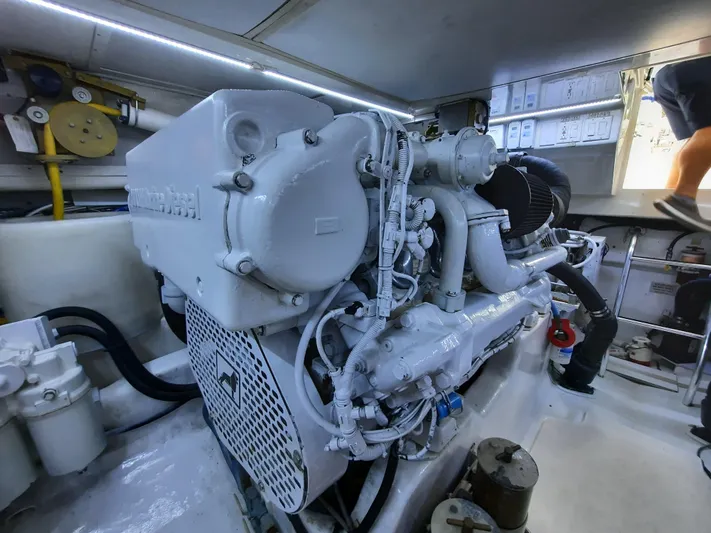 Foam O Yacht Photos Pics Engine room of a 2000 Cabo 45 Express boat.