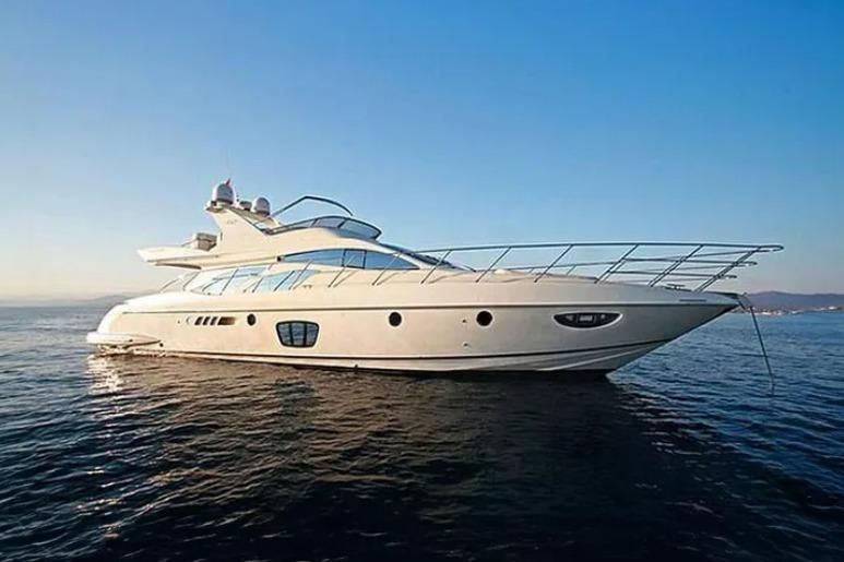 2006 Azimut 68 