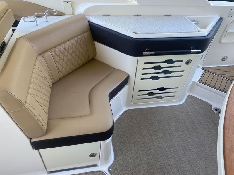 2019 Sea Ray 310 SLX OB