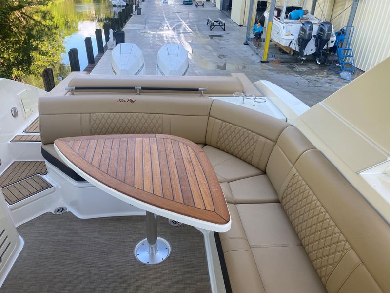 2019 Sea Ray 310 SLX OB