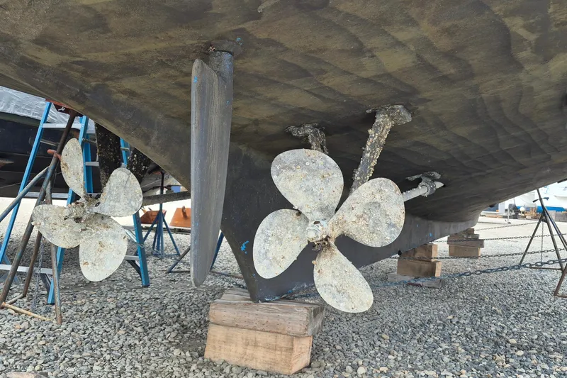 Burnin Daylight Yacht Photos Pics Underside of 1983 Grand Banks 42 Classic with twin propellers on dry dock.