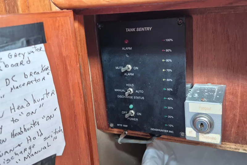 Burnin Daylight Yacht Photos Pics Tank Sentry panel on 1983 Grand Banks 42 Classic boat, showing water level indicators.
