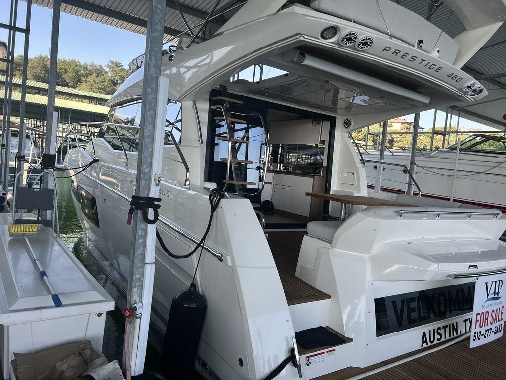 2022 Prestige 46 