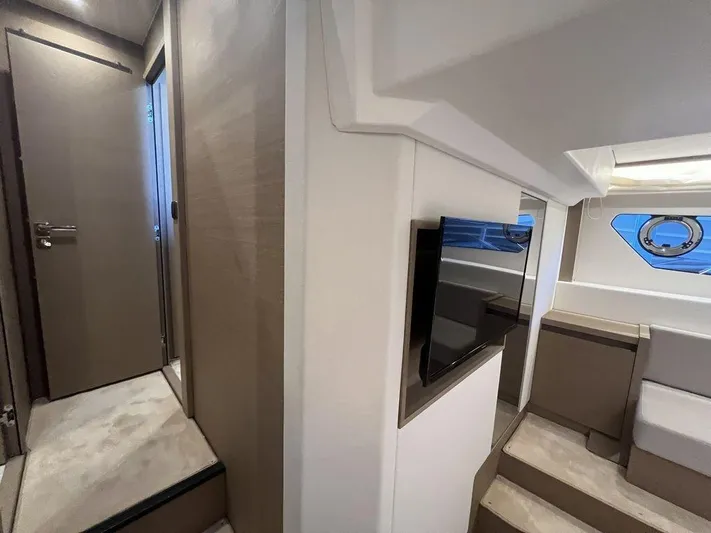 Velkommen Yacht Photos Pics 