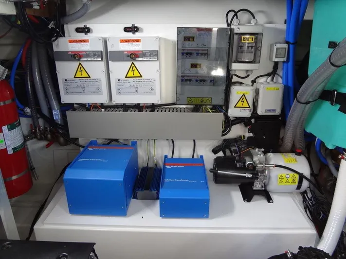 Velkommen Yacht Photos Pics 