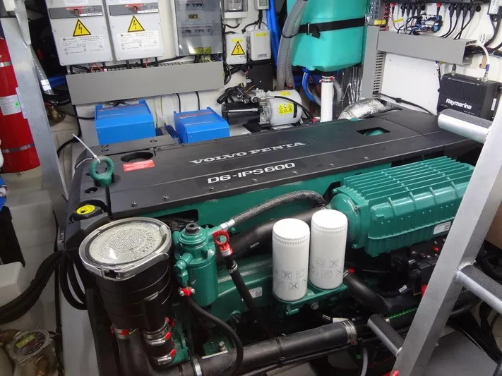 Velkommen Yacht Photos Pics 