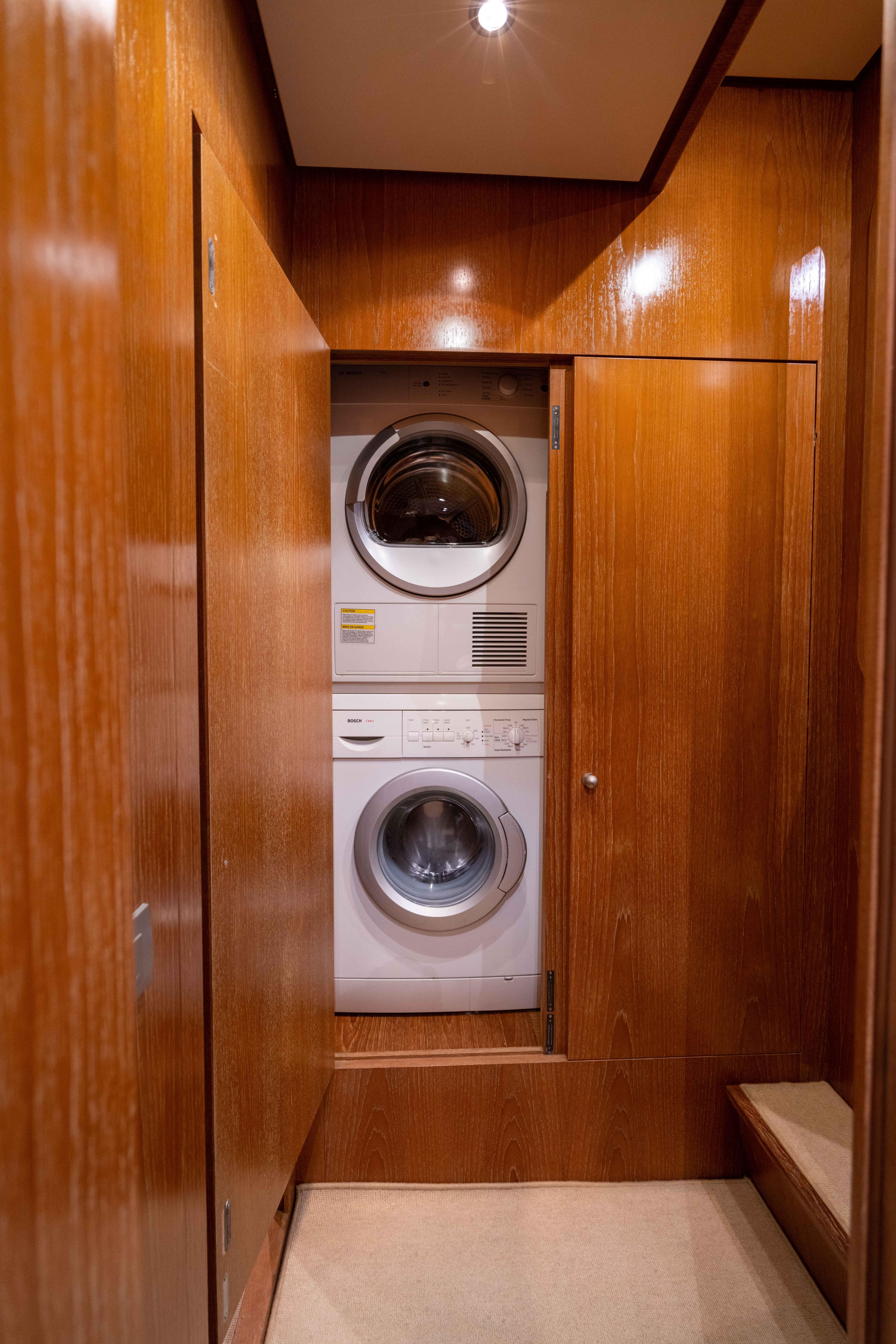 2005 Sanlorenzo 82 