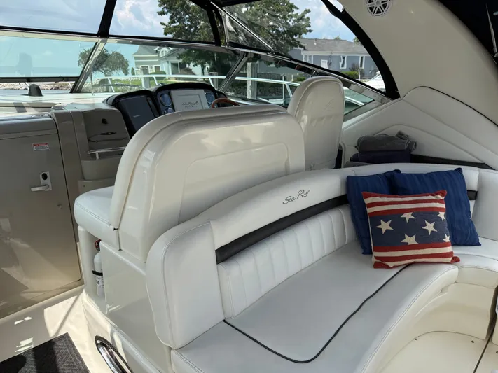 Great Escape Yacht Photos Pics 