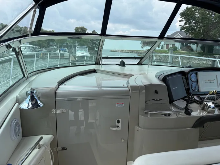 Great Escape Yacht Photos Pics 