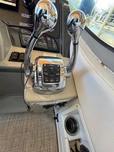 Sea La Vie II Yacht Photos Pics 