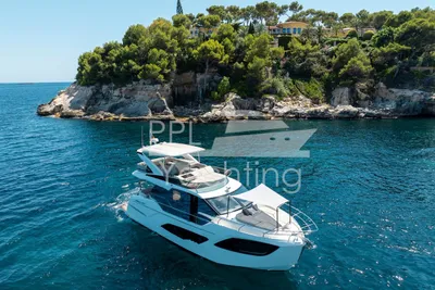 2021 Absolute 47 Fly